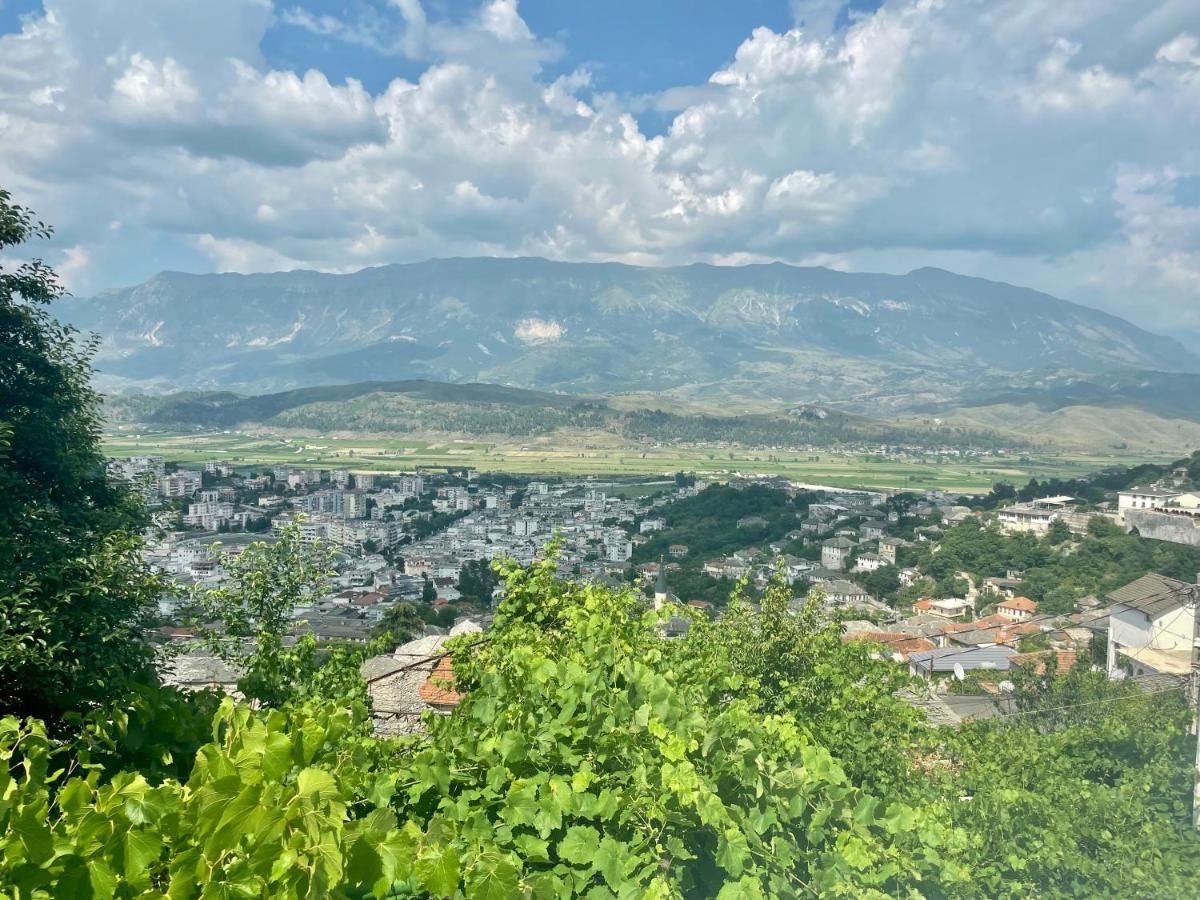 Panoramic View Guest House Gjirokastër Exterior foto